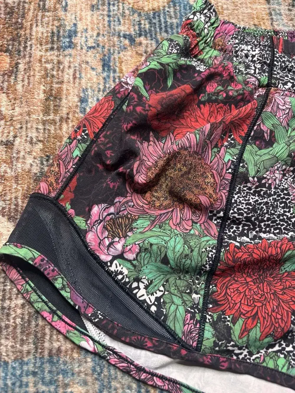 Lululemon Miami Pink Hotty Hot Shorts RARE Size 4